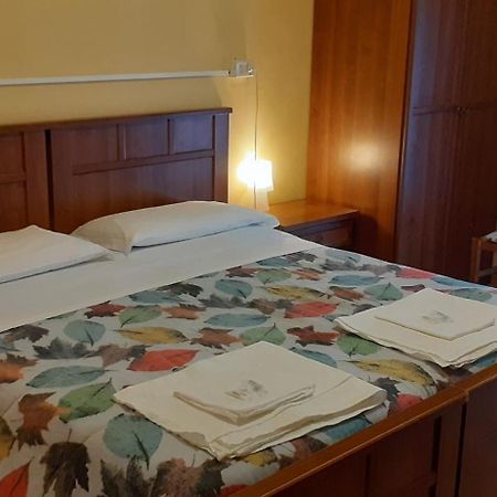 Poggio Mirteto Albergo Da Peppino מראה חיצוני תמונה